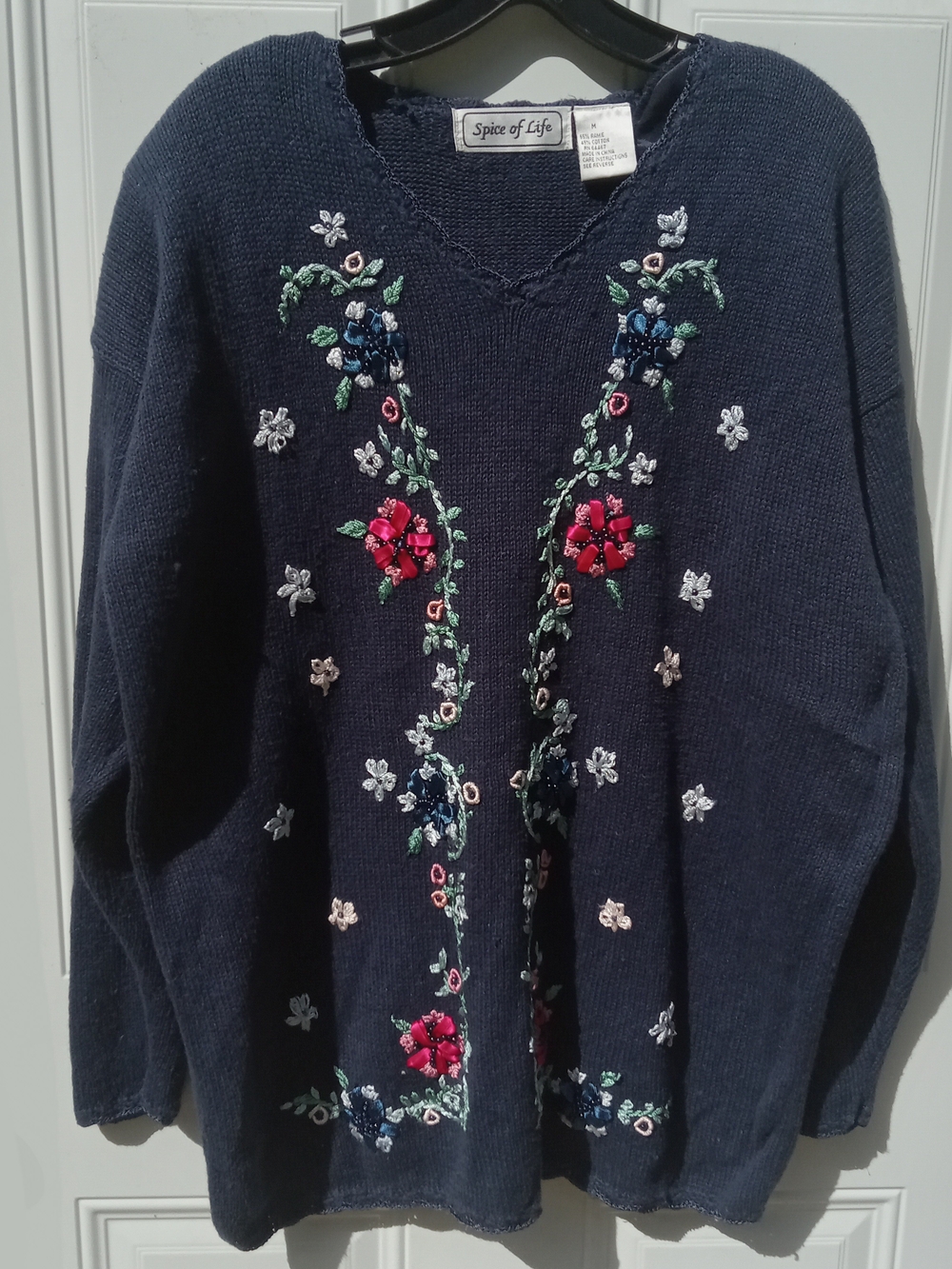 Vintage Navy Floral Embroidered V-Neck Sweater Size Medium